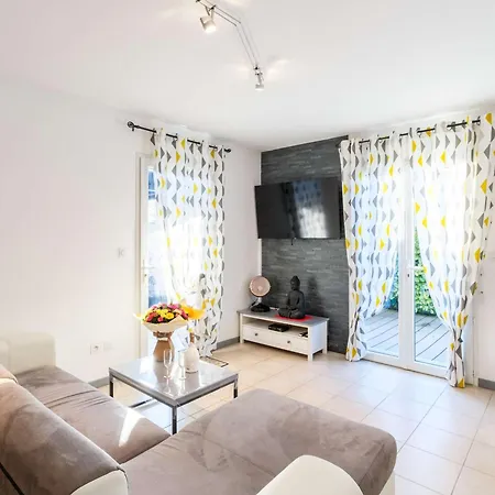 Maison Charmante Avec Jardin Privé - 4 Pers. - Fr-1-877-12 *